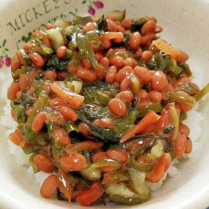 納豆の食べ方-昆布&高菜しその実漬け♪